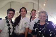 Maria Gallo and MRC Greenwood with 4-H participants